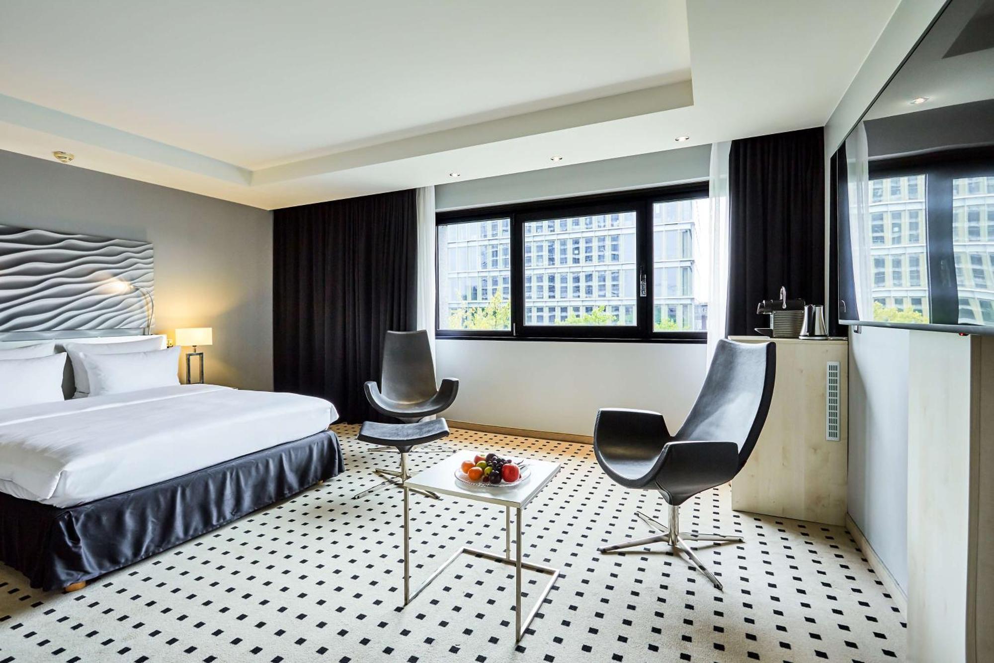 Radisson Blu Conference Hotel, Duesseldorf Exteriér fotografie
