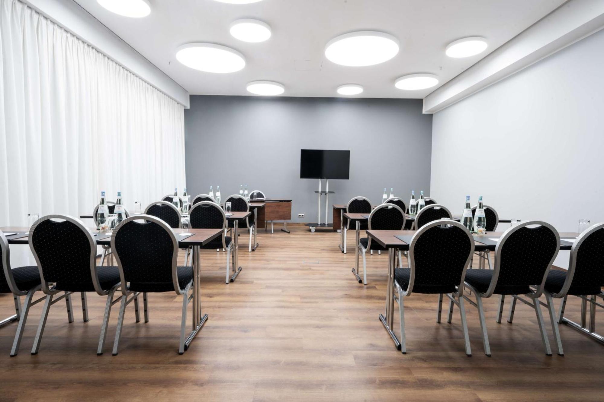 Radisson Blu Conference Hotel, Duesseldorf Exteriér fotografie