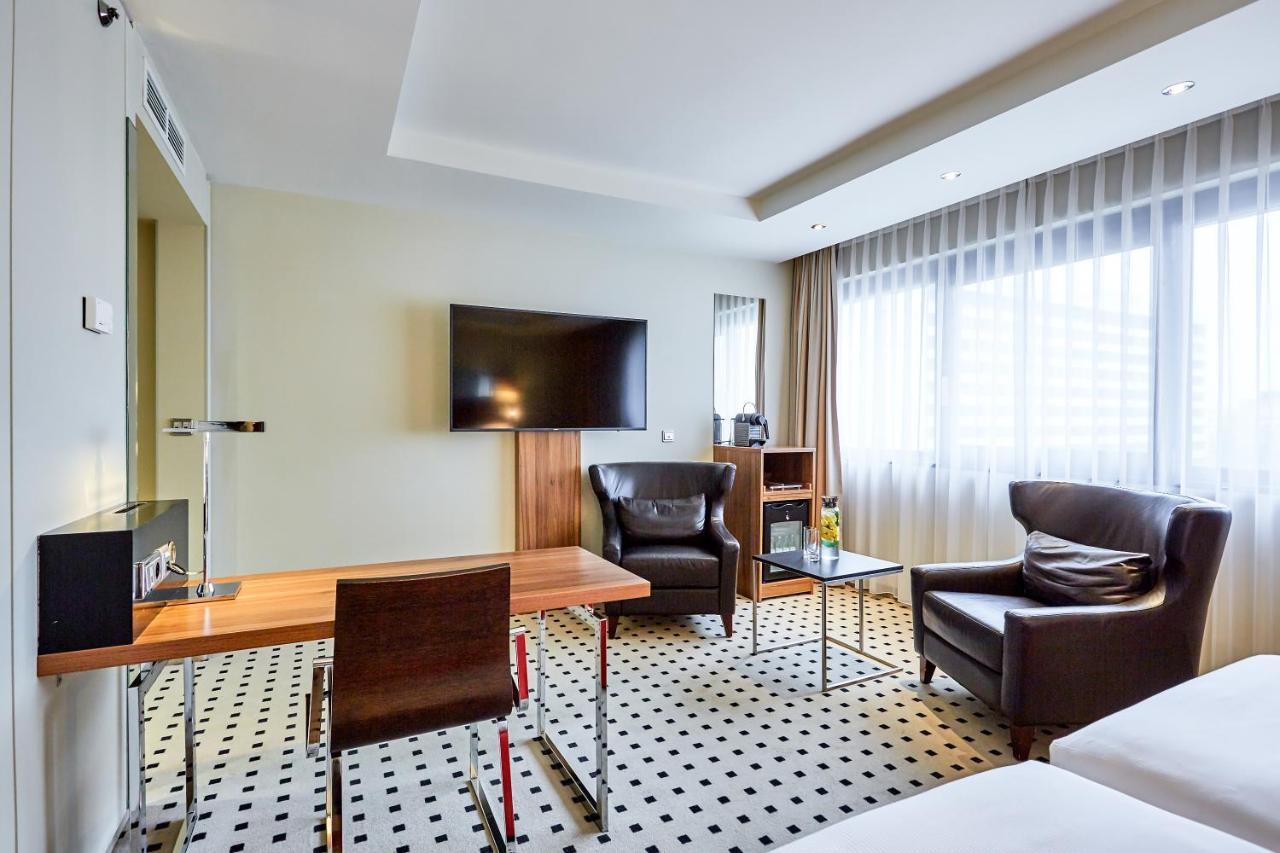 Radisson Blu Conference Hotel, Duesseldorf Exteriér fotografie